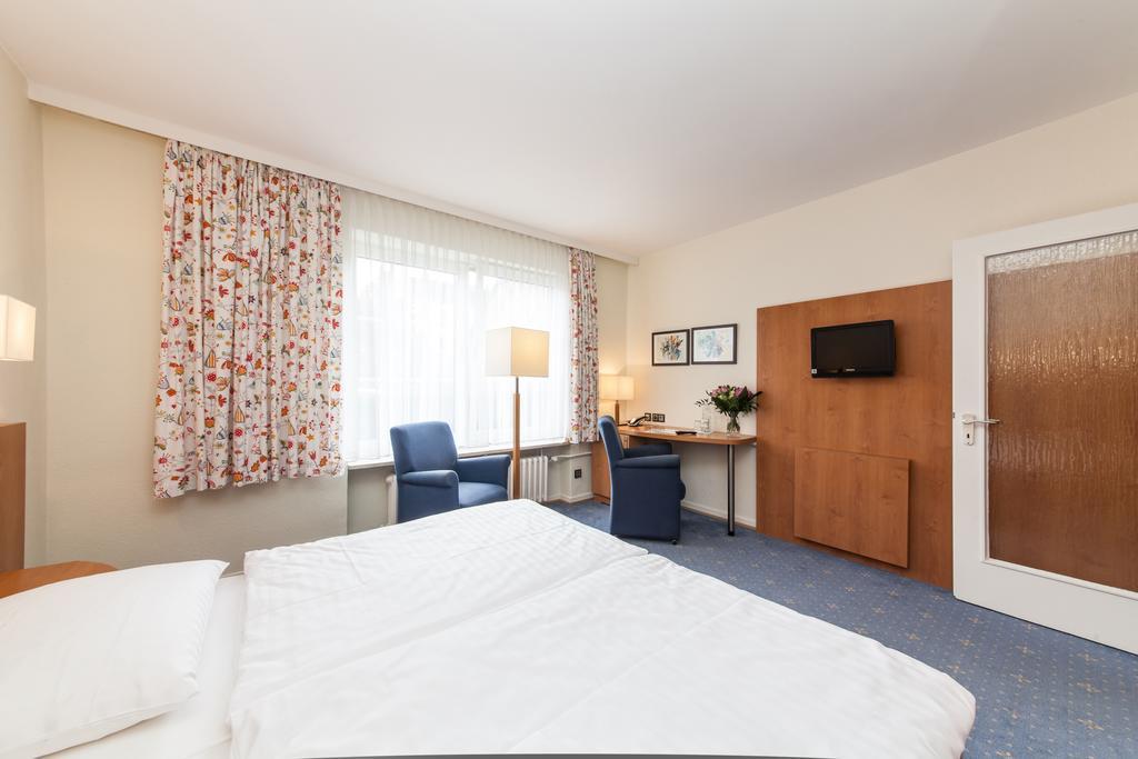 Hotel Drei Kronen Elmshorn Pokoj fotografie